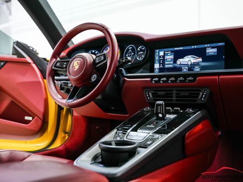 Used 2020 Porsche 911 Carrera w/ Premium Package image 52