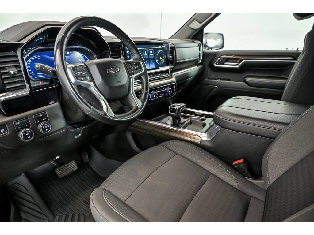 Used 2023 Chevrolet Silverado 1500 RST AWD/4WD image 11