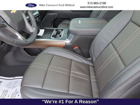 Used 2025 Chevrolet Silverado 2500 High Country w/ Technology Package image 23