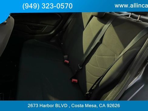 Used 2016 Ford Fiesta SE w/ Cold Weather Package image 8