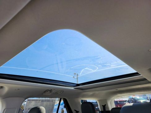 New 2026 Ford Explorer Active w/ Active Comfort Package image 21