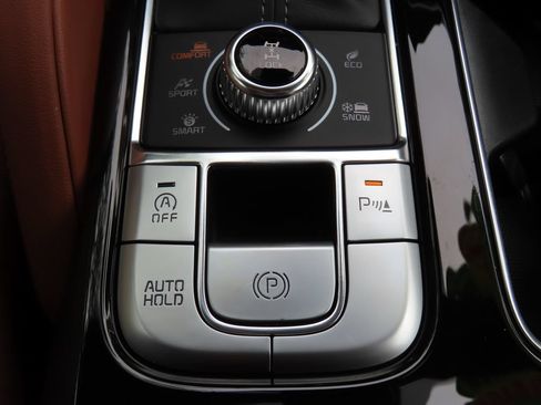 Certified 2025 Kia Telluride EX X-Line AWD/4WD image 12