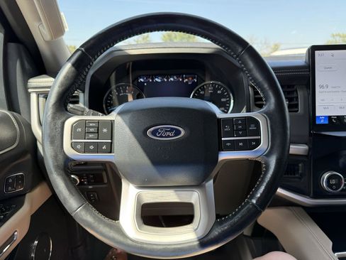 Used 2024 Ford Expedition Max XLT AWD/4WD image 26
