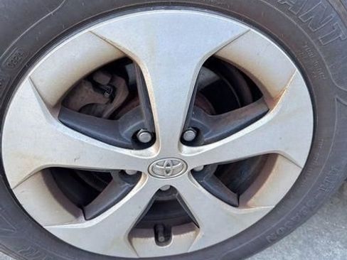 Used 2012 Toyota Prius Two image 26