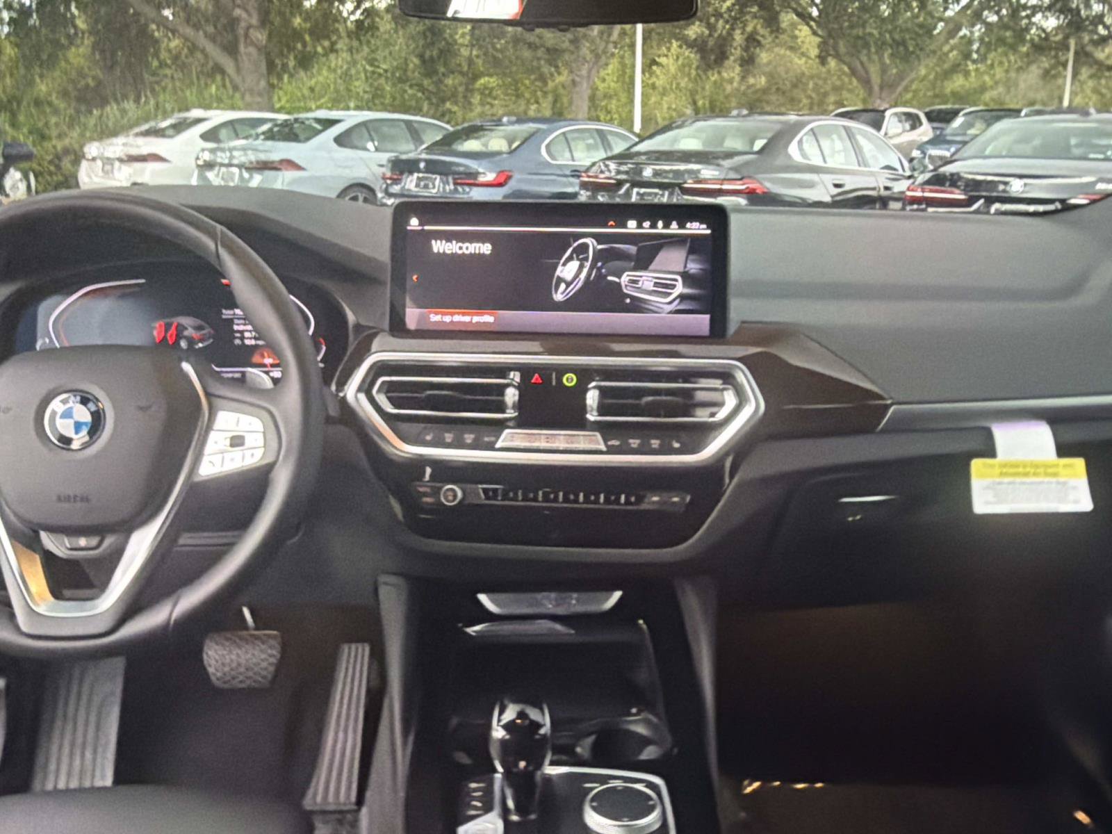Used 2025 BMW X4 xDrive30i AWD/4WD image 14