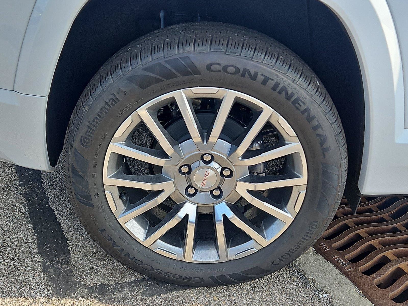 New 2027 GMC Terrain Denali AWD/4WD image 5