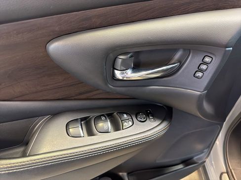 Used 2021 Nissan Murano Platinum w/ Cargo Package image 44