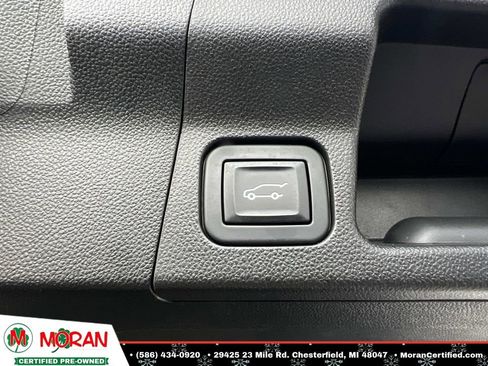 Used 2019 GMC Acadia SLE image 12