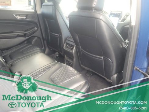 Used 2023 Ford Edge Titanium image 27