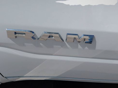 New 2026 RAM 1500 Laramie AWD/4WD image 24