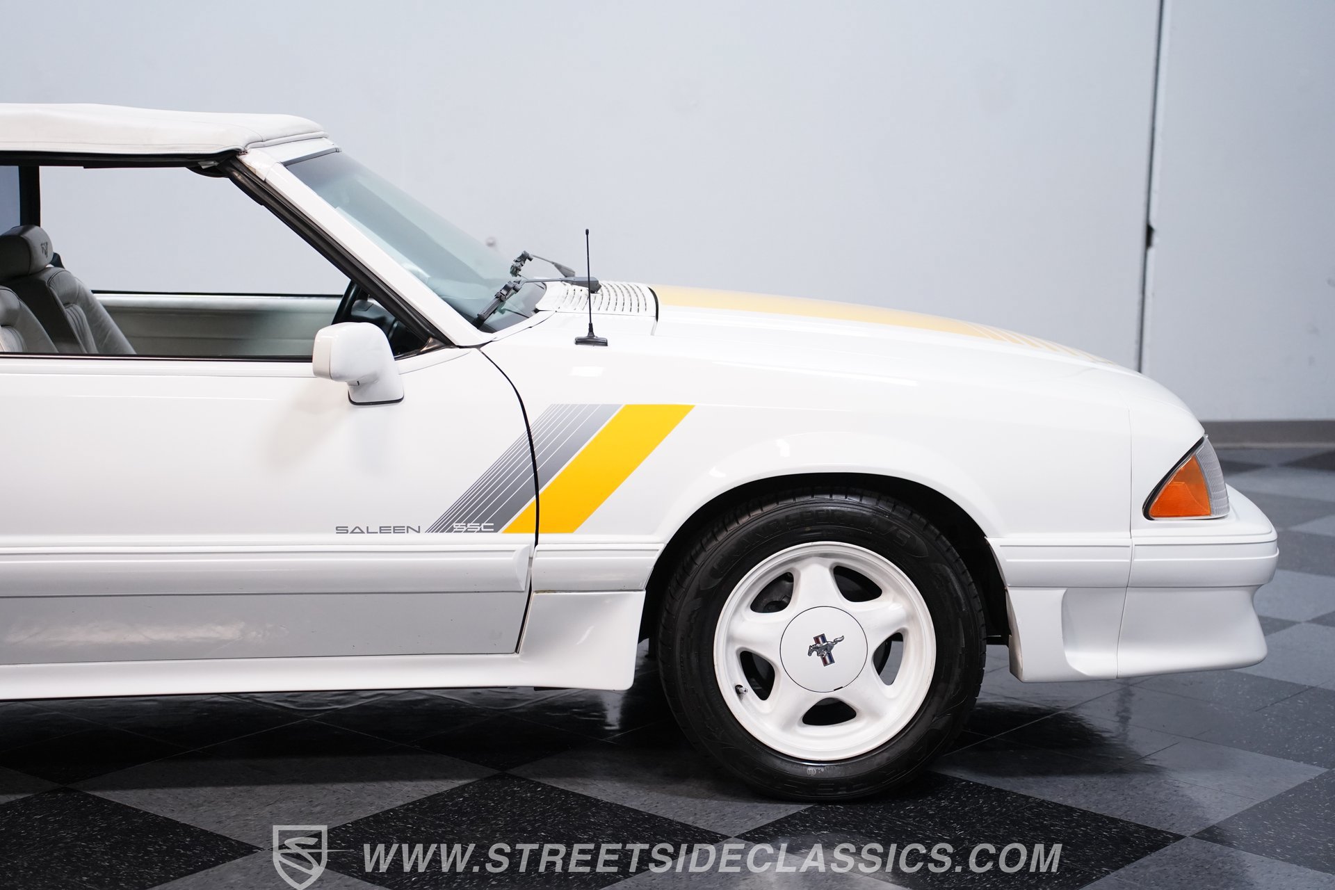 Used 1993 Ford Mustang LX RWD image 24