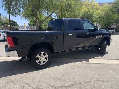 Used 2018 RAM 2500 Big Horn w/ Harvest Edition AWD/4WD image 9