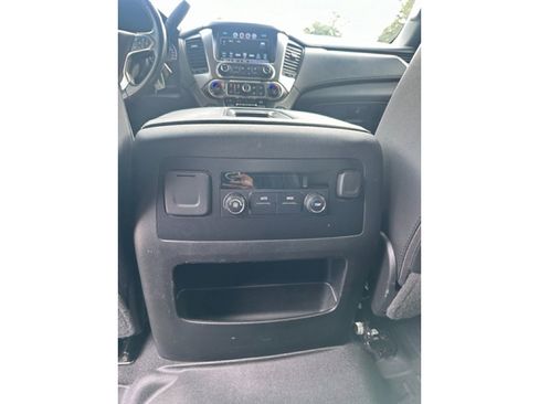 Used 2019 Chevrolet Tahoe LT image 17
