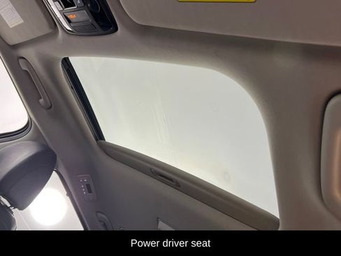 Used 2024 Kia Carnival SX Prestige image 13