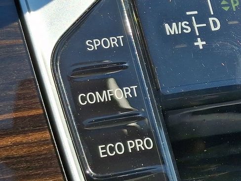 Used 2020 BMW X5 xDrive40i w/ Convenience Package AWD/4WD image 26
