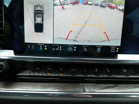 Used 2023 Chevrolet Silverado 1500 LTZ w/ Z71 Off-Road Package image 30