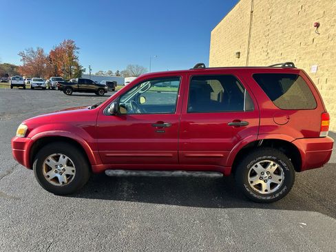 Used 2007 Ford Escape XLT image 2