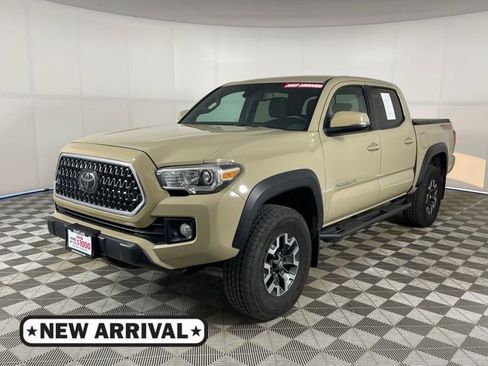 Used 2019 Toyota Tacoma TRD Off-Road image 1