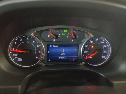 Used 2023 GMC Acadia SLE w/ Driver Convenience Package FWD image 23