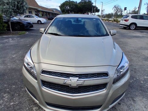 Used 2013 Chevrolet Malibu LT w/ Power Convenience Package FWD image 3