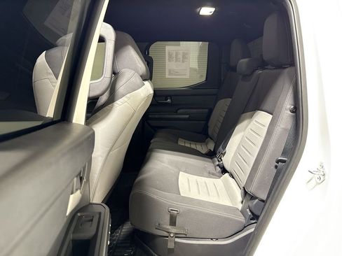 Used 2025 Toyota Tacoma TRD Off-Road image 22