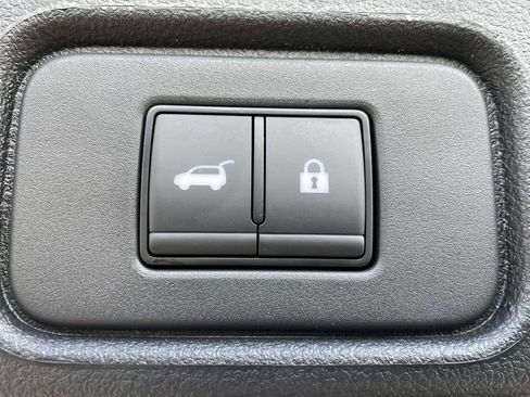 New 2026 Nissan Pathfinder Platinum image 10