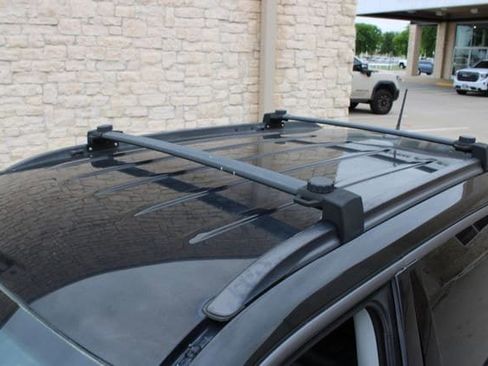 Used 2017 Jeep Compass Trailhawk AWD/4WD image 25