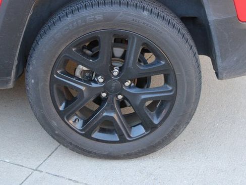 Used 2022 Jeep Renegade Altitude w/ Sun/Sound Group image 28