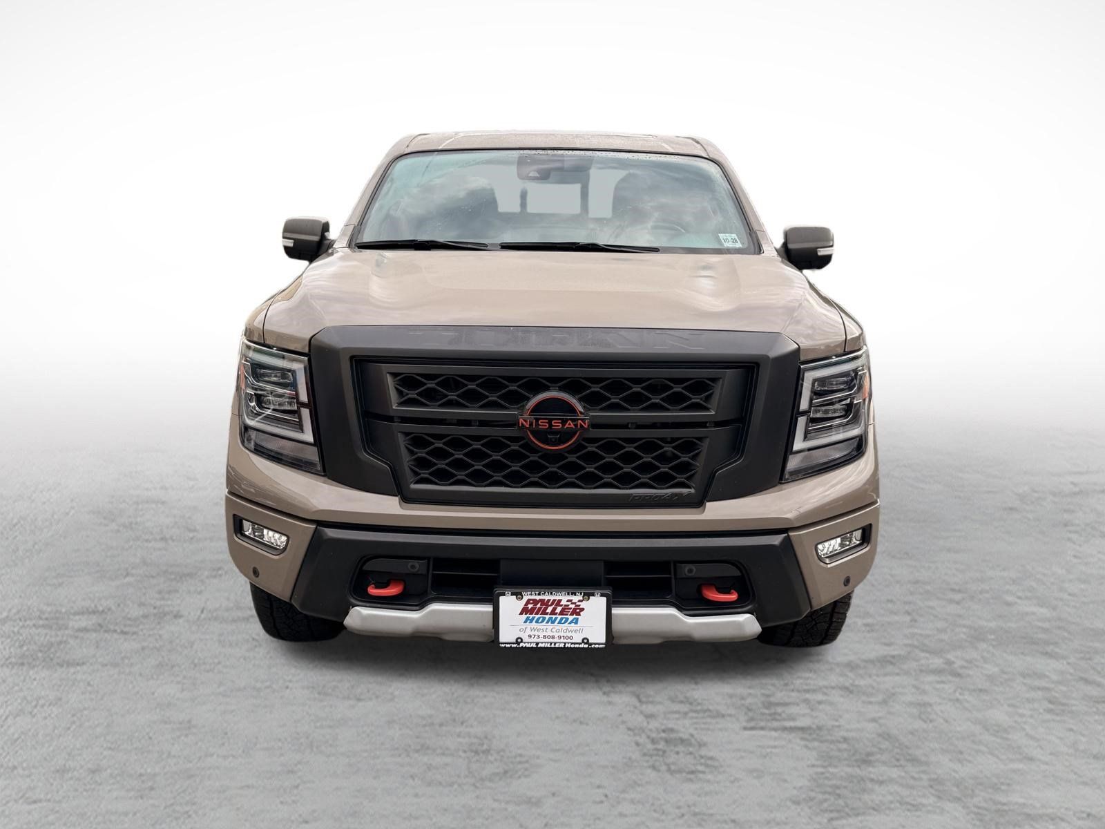 Used 2023 Nissan Titan PRO-4X w/ Pro-4x Convenience Package AWD/4WD image 2