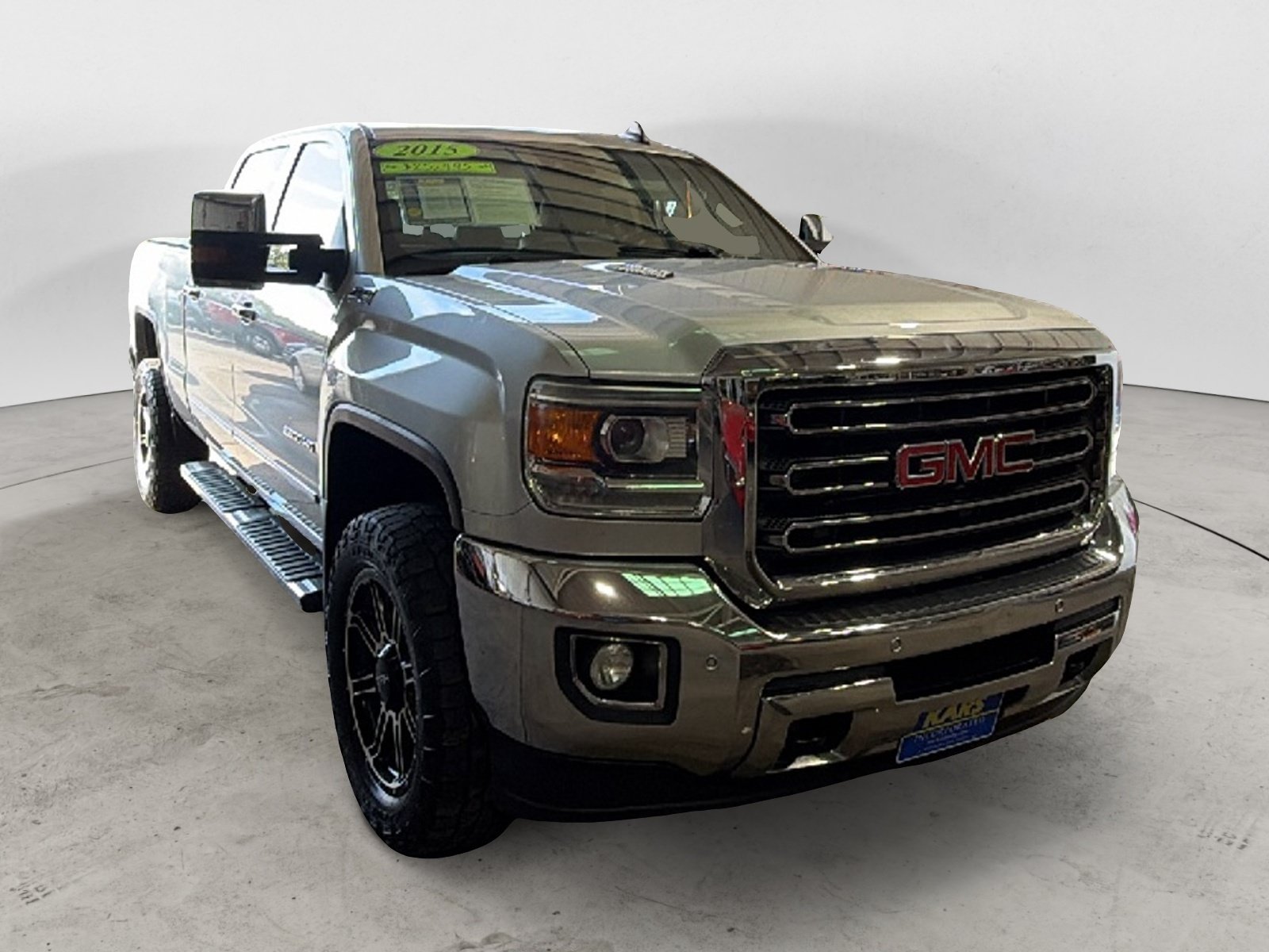 Used 2015 GMC Sierra 2500 SLT w/ Duramax Plus Package AWD/4WD image 8