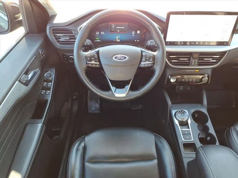 Certified 2023 Ford Escape Platinum w/ Class II Trailer Tow Package image 12