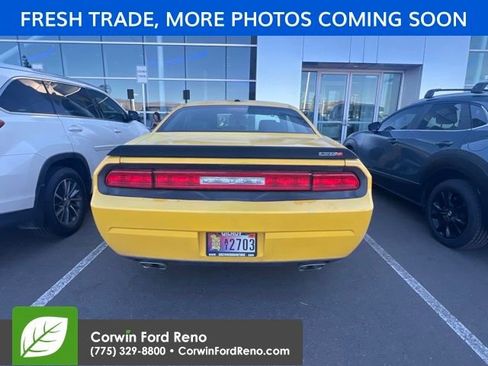 Used 2010 Dodge Challenger SRT8 w/ SRT Option Group II RWD image 5
