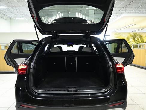 Certified 2024 Mercedes-Benz GLC 300 4MATIC image 21