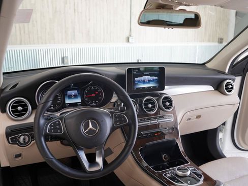 Used 2017 Mercedes-Benz GLC 300 image 11