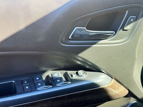 Used 2019 GMC Canyon SLT w/ Driver Alert Package image 19