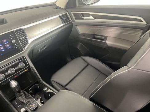 Certified 2023 Volkswagen Atlas SE AWD/4WD image 11