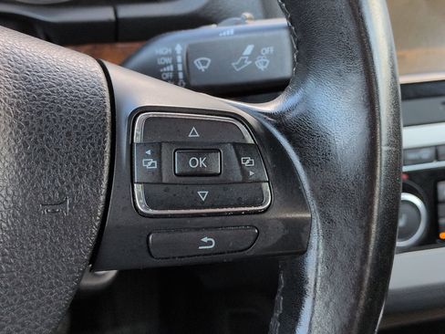 Used 2012 Volkswagen Eos Executive image 23