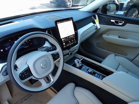 New 2026 Volvo XC60 B5 Ultra w/ Protection Package Premier image 13