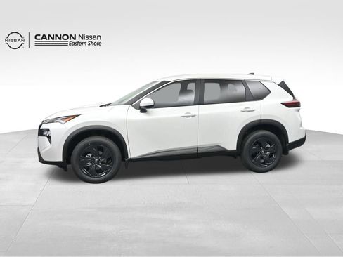 New 2026 Nissan Rogue SV w/ Cold Weather Package FWD image 2