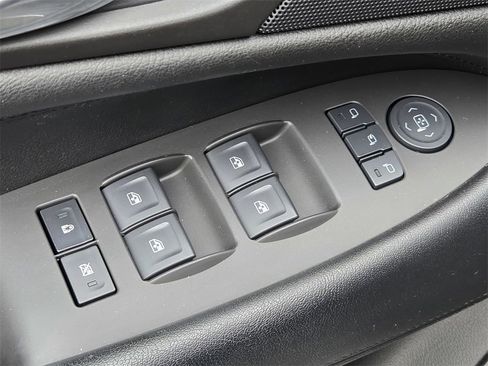 Used 2015 Cadillac Escalade ESV Premium image 13