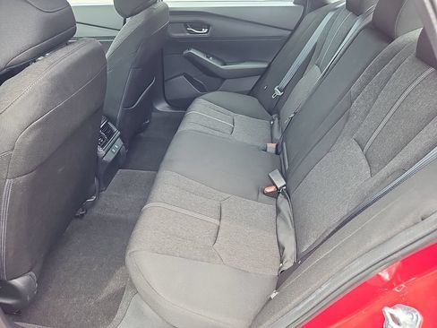 Used 2025 Honda Accord Sport image 30