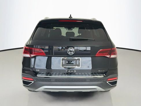 Used 2024 Volkswagen Taos SE AWD/4WD image 6