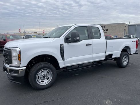 New 2026 Ford F350 XL w/ XL Chrome Package image 6