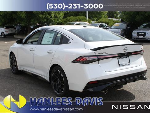 New 2026 Nissan Sentra SR w/ SR Premium Package FWD image 9