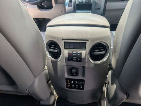 Used 2009 Honda Pilot Touring image 17