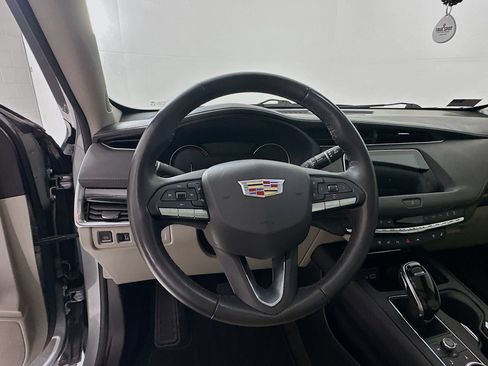 Used 2023 Cadillac XT4 Premium Luxury w/ Enhanced Visibility Package FWD image 12