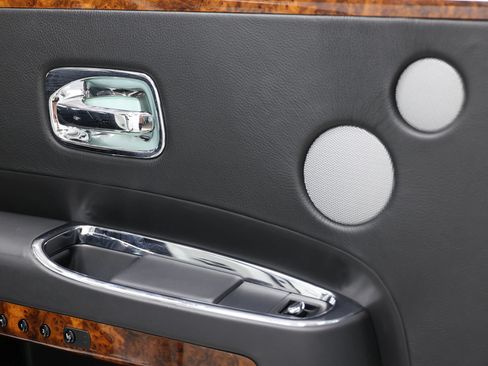 Used 2013 Rolls-Royce Ghost RWD image 59