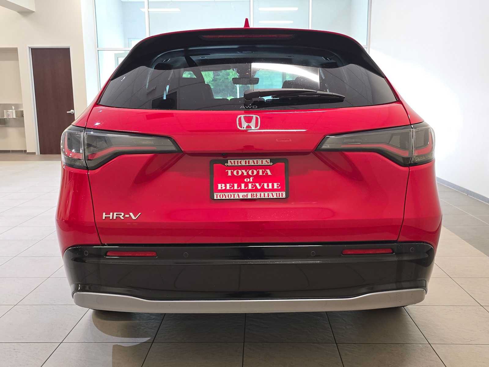 Used 2025 Honda HR-V EX-L image 5