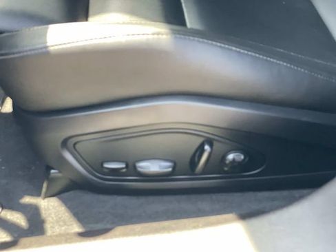 Used 2021 Porsche Taycan RWD image 20