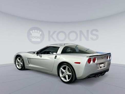 Used 2011 Chevrolet Corvette Coupe w/ Roof Package image 4